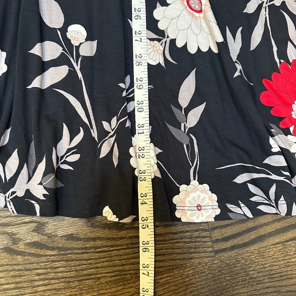 Ann Taylor LOFT Floral Fit & Flare Dress – Size M - Picture 6 of 7